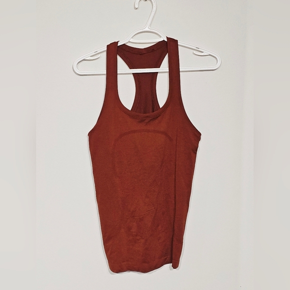 Lululemon Swiftly Tech Racerback 2.0 Dark Terracotta / Dark Terracotta Size 4 - Picture 3 of 6